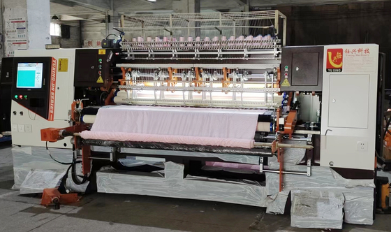 La parte alta multi de la aguja 1400RPM automatizó la máquina que acolchaba