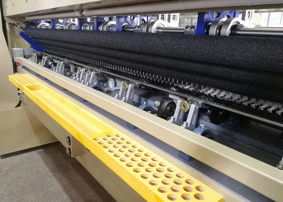 Máquina informática de tapicería industrial para la producción de edredones de alta velocidad