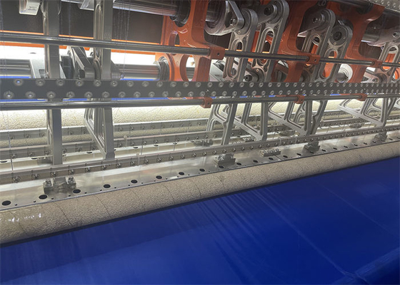 Modern #16/#19 Máquina de colchas de la fábrica de agujas 25.4mm Distancia de la aguja 1400 R/min Velocidad máxima de costura