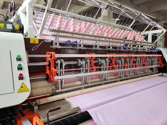 máquina que acolcha de la aguja multi de los 320cm Industiral con el motor servo
