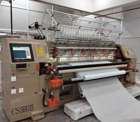 Máquina para hacer edredones con aguja múltiple 1000 r/min 96 pulgadas