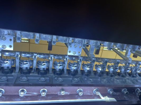 Máquina de cubrir con agujas múltiples de gancho giratorio computarizado de la serie B