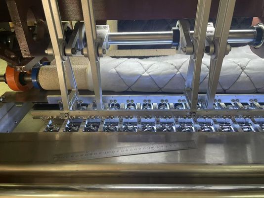 Máquina de cubrir con agujas múltiples de gancho giratorio computarizado de la serie B