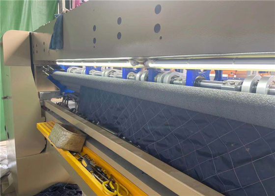 Máquina informática industrial de colchas para ropa de cama